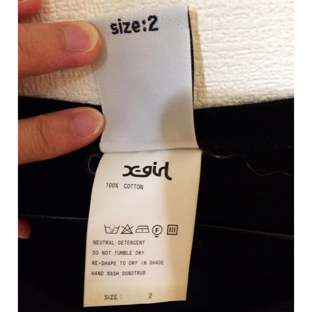 X-girl(エックスガール)のX girlの黒のロンT レディースのトップス(Tシャツ(長袖/七分))の商品写真