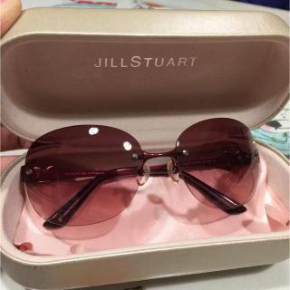 ジルバイジルスチュアート(JILL by JILLSTUART)のジルスチュアート サングラス(サングラス/メガネ)