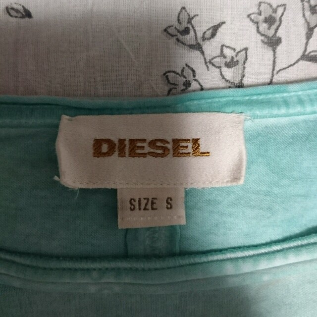 DIESEL(ディーゼル)のDIESEL  Tシャツ レディースのトップス(Tシャツ(半袖/袖なし))の商品写真