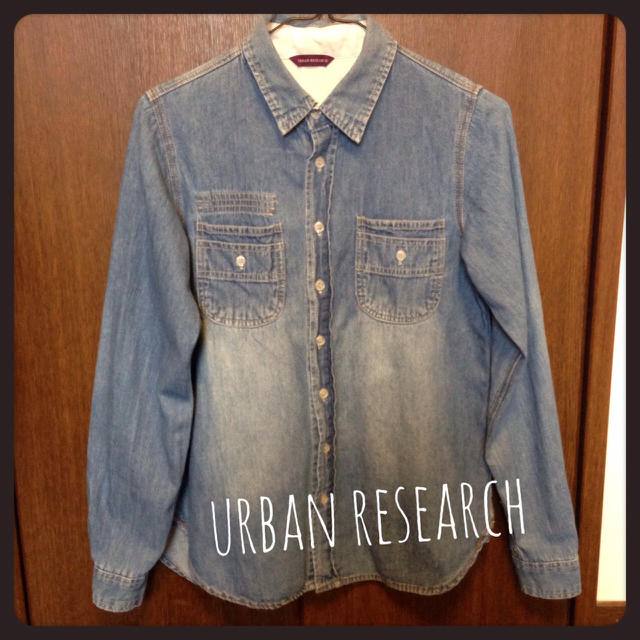 URBAN RESEARCH(アーバンリサーチ)のURBANRESEARCH デニムシャツ レディースのトップス(シャツ/ブラウス(長袖/七分))の商品写真