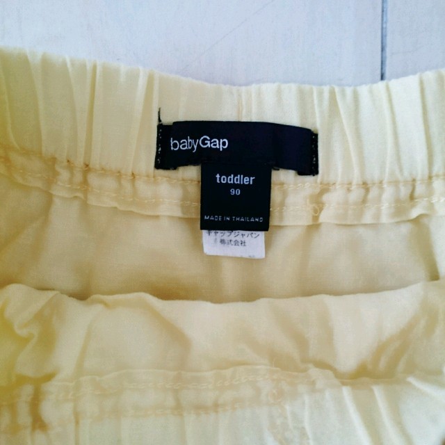 babyGAP(ベビーギャップ)のbaby Gap フリフリギャザースカート【90】美品 キッズ/ベビー/マタニティのキッズ服女の子用(90cm~)(スカート)の商品写真