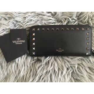 ヴァレンティノ(VALENTINO)のCoco様専用(長財布)