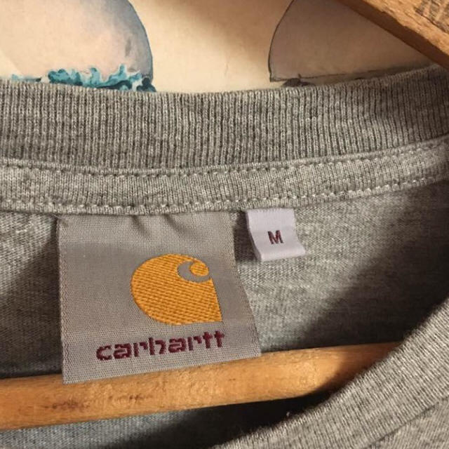 carhartt(カーハート)のcarhartt カーハート カモポケットＴシャツ メンズのトップス(Tシャツ/カットソー(半袖/袖なし))の商品写真