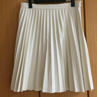 ザラ(ZARA)の女子力💕ZARA 白プリーツスカート sizeM (ひざ丈スカート)