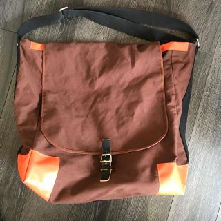 コム デ ギャルソン(COMME des GARCONS) メッセンジャーバッグ(メンズ コム デ ギャルソン(COMME des GARCONS) メッセンジャーバッグ(メンズ