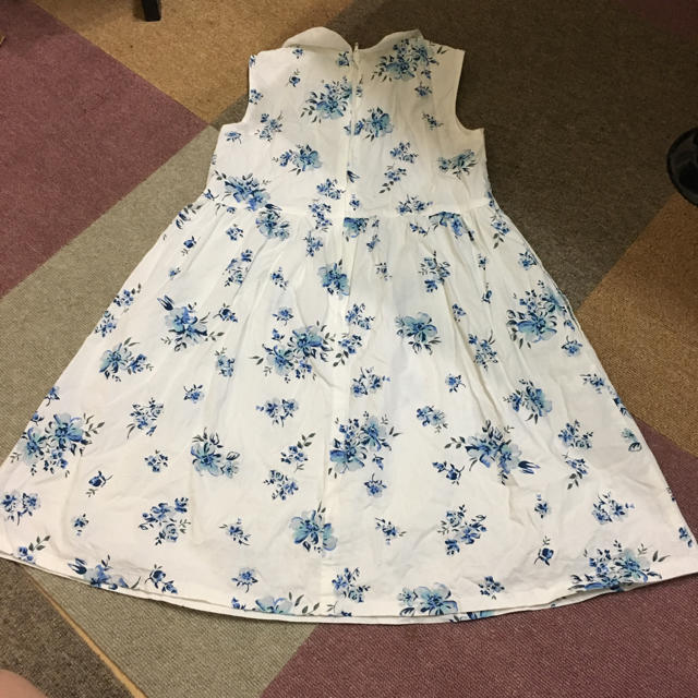 ベルメゾン(ベルメゾン)のワンピース130 キッズ/ベビー/マタニティのキッズ服女の子用(90cm~)(ワンピース)の商品写真