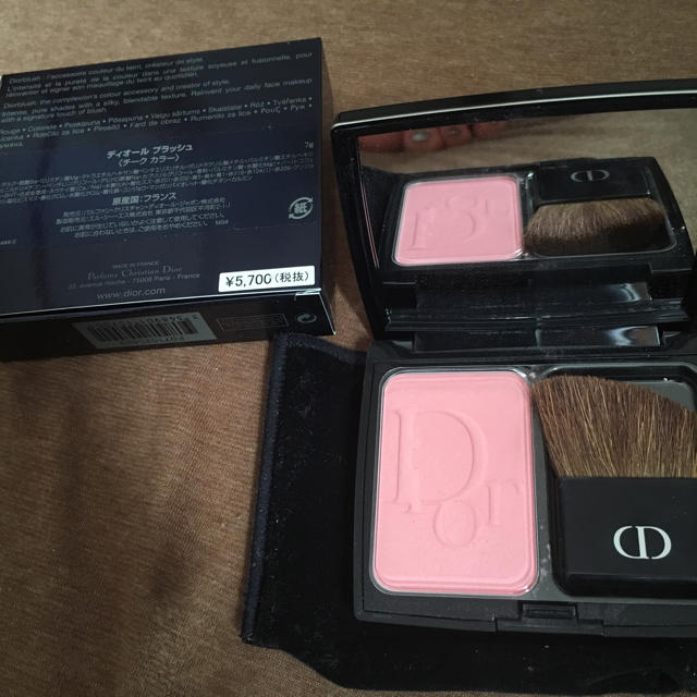 Christian Dior(クリスチャンディオール)のChristianDior♡チークカラー コスメ/美容のベースメイク/化粧品(チーク)の商品写真