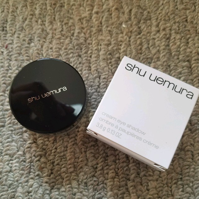 shu uemura(シュウウエムラ)のshu uemura クリームアイシャドウ ブラウン コスメ/美容のベースメイク/化粧品(アイシャドウ)の商品写真