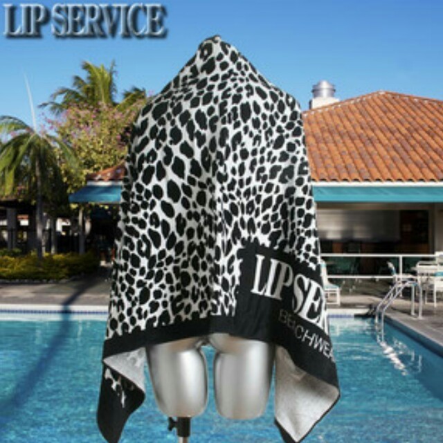 LIP SERVICE(リップサービス)のlipservice♡ビーチタオル レディースの水着/浴衣(その他)の商品写真