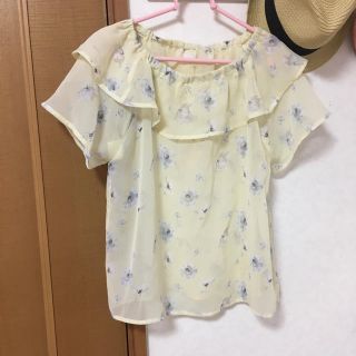 マジェスティックレゴン(MAJESTIC LEGON)のマジェスティックレゴンの花柄シャツ(シャツ/ブラウス(半袖/袖なし))