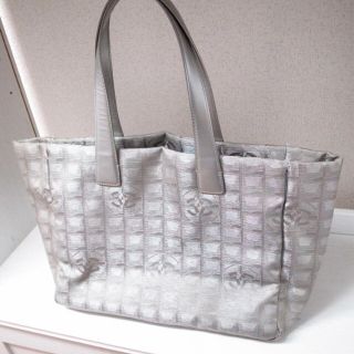 正規品♡最安値♡シャネル　ニュートラトートPM　水色　バッグ　財布　小物