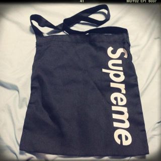 シュプリーム(Supreme)のシュプリーム ショルダー(ショルダーバッグ)