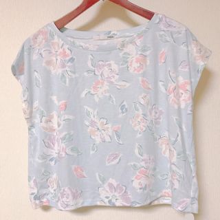 ジェラートピケ(gelato pique)の【新品タグ付き】gelato pique花柄カットソー(Tシャツ(半袖/袖なし))