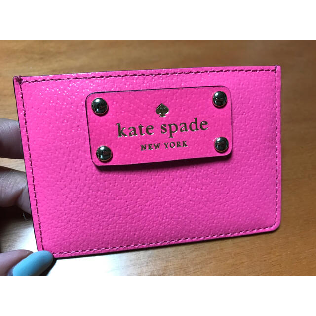 kate spade new york(ケイトスペードニューヨーク)の値下げ【ケートスペイド】カードケース 格安 ピンク レディースのファッション小物(名刺入れ/定期入れ)の商品写真