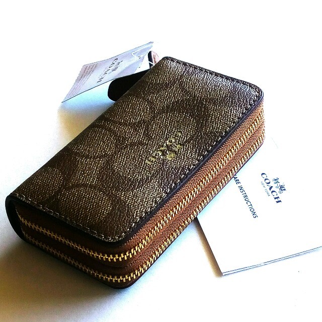 新品未使用タグ付☆Coach コーチ シグネチャーダブルジップコイン