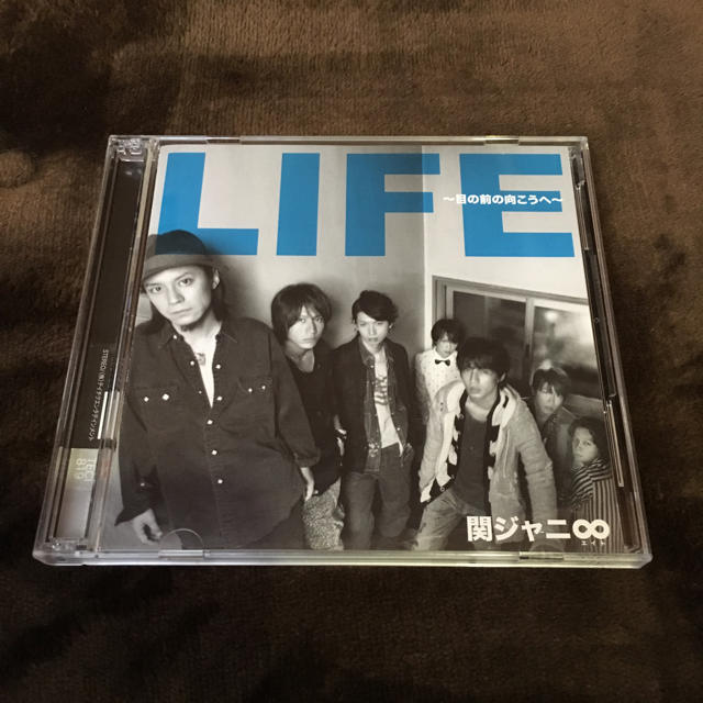 関ジャニ∞(カンジャニエイト)のLIFE 関ジャニ∞ シングル 初回限定盤 エンタメ/ホビーのCD(ポップス/ロック(邦楽))の商品写真