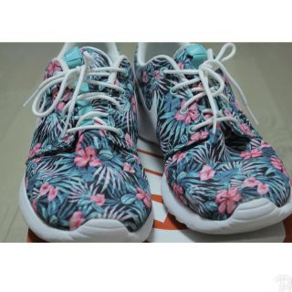 ナイキ(NIKE)のNIKE ROSHE ONE PRINT PREM(スニーカー)