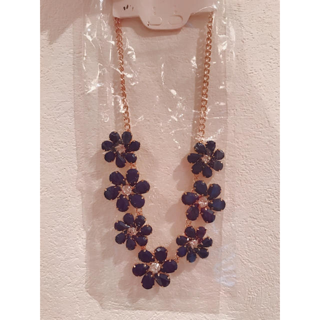 ♡ビシューネックレス(Navy Flower)♡ レディースのアクセサリー(ネックレス)の商品写真