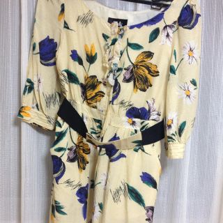 ジルスチュアート(JILLSTUART)のJILLの花柄ワンピ(ひざ丈ワンピース)