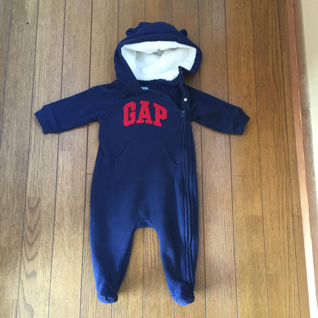 babyGAP(ベビーギャップ)のGAPベビー足つきロンパース キッズ/ベビー/マタニティのベビー服(~85cm)(ロンパース)の商品写真