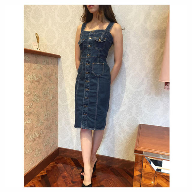 Verybrain(ベリーブレイン)のVerybrain denim jumper skirt Katie  レディースのスカート(ひざ丈スカート)の商品写真