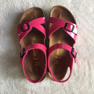 ビルケンシュトック(BIRKENSTOCK)のフルール様専用(サンダル)