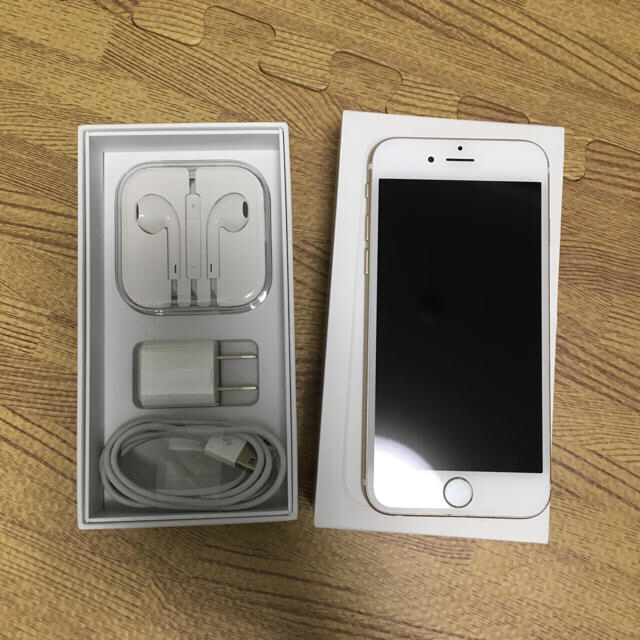 Apple(アップル)の専用出品 スマホ/家電/カメラのスマートフォン/携帯電話(スマートフォン本体)の商品写真