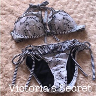 ヴィクトリアズシークレット(Victoria's Secret)のVictoria's Secret ♡ リボン フリル ビキニセット(水着)