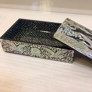 韓国 螺鈿 細工 漆器 小物入れ 箱付き 説明書付きの通販 by ことりん's