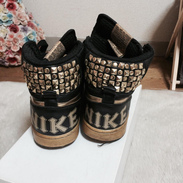 NIKE(ナイキ)のRyu's様専用ページです レディースの靴/シューズ(スニーカー)の商品写真