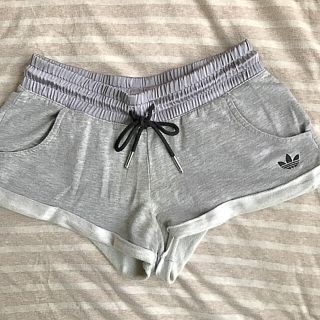 アディダス コーデ ショートパンツ レディース の通販 18点 Adidasのレディースを買うならラクマ