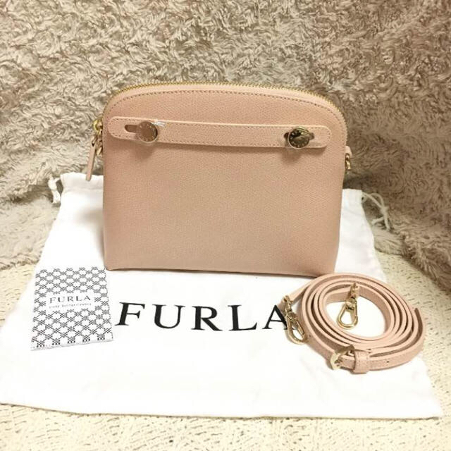 Furla(フルラ)のFURLA♡パイパー♡ミニショルダー♡ピンクベージュ レディースのバッグ(ショルダーバッグ)の商品写真