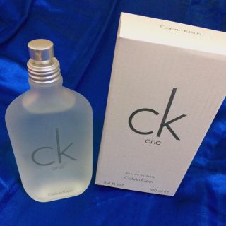 カルバンクライン(Calvin Klein)のCK ONE(香水(男性用))