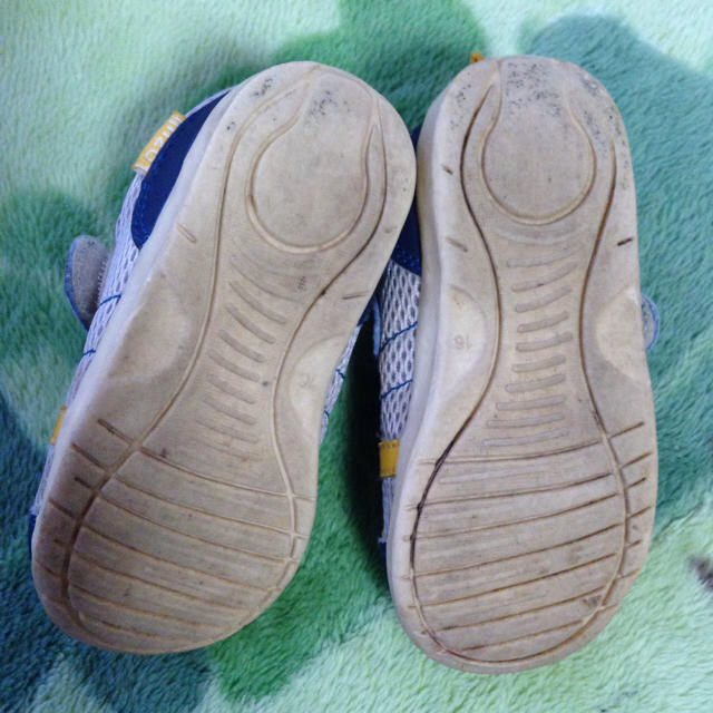 16cm☆スニーカー キッズ/ベビー/マタニティのキッズ靴/シューズ(15cm~)(その他)の商品写真