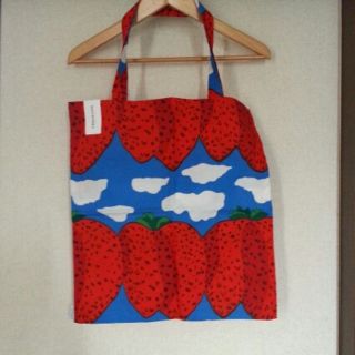 マリメッコ(marimekko)のイチゴ♡マリメッコ (エコバッグ)