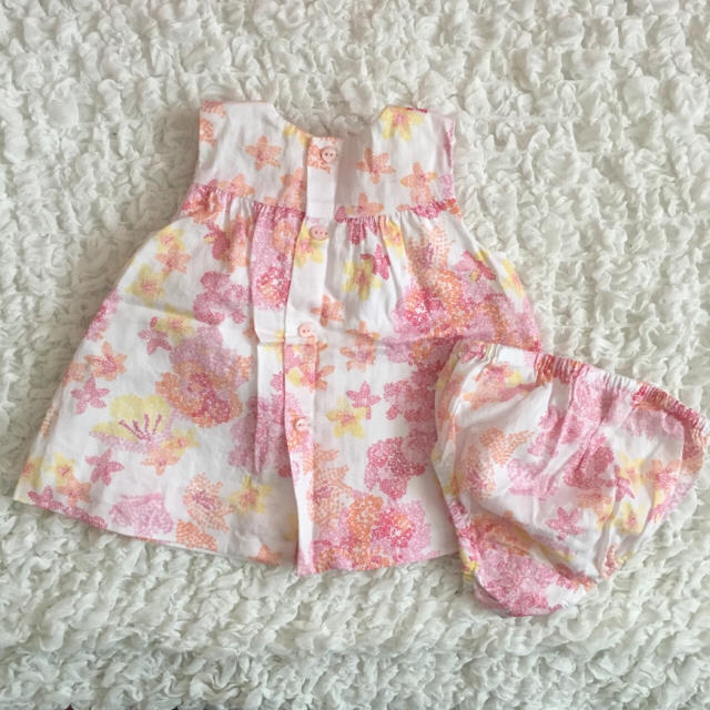 ZARA KIDS(ザラキッズ)の【送料込】zara mini  コンビ素材ワンピース 62cm キッズ/ベビー/マタニティのベビー服(~85cm)(ワンピース)の商品写真