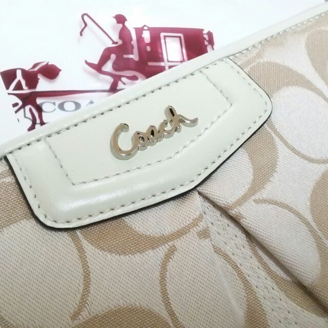 COACH(コーチ)のm.様専用♡正規新品本物コーチ長財布♡ レディースのファッション小物(財布)の商品写真