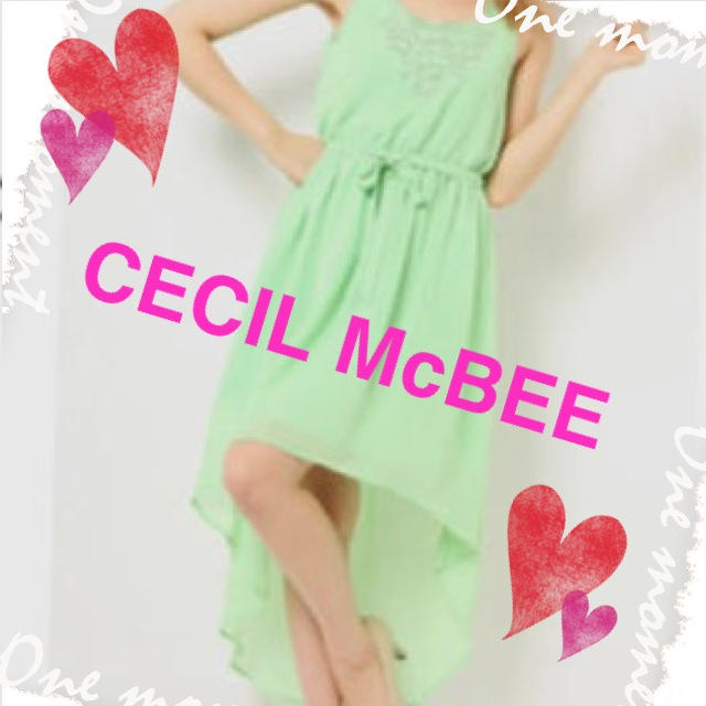 CECIL McBEE(セシルマクビー)のセシル☆ワンピース☆新品 レディースのワンピース(ミニワンピース)の商品写真