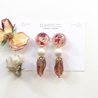 no.304 押し花レジンピアス イヤリング(ピアス)