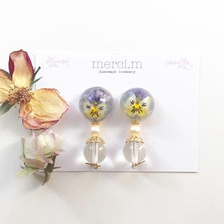 no.310 押し花レジンピアス イヤリング(ピアス)