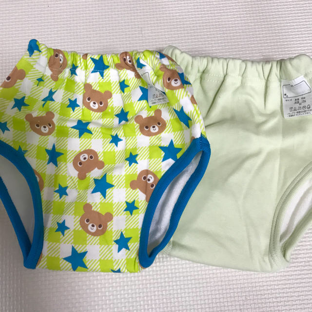 トイレトレーニング パンツ 90 4層 キッズ/ベビー/マタニティのおむつ/トイレ用品(トレーニングパンツ)の商品写真