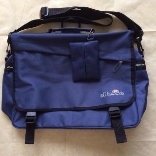 エレッセ(ellesse)のエレッセ バック 紺 ネイビー ポケットティッシュ入れ付き 塾 通学 通園(通園バッグ)