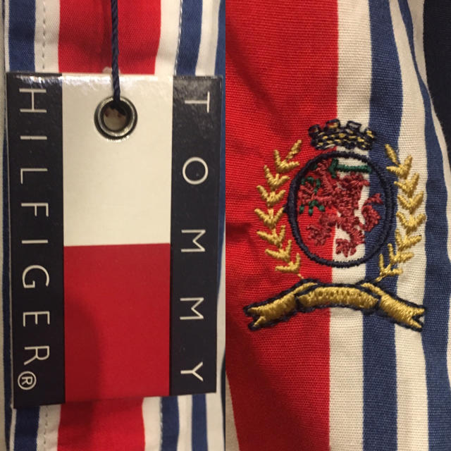 TOMMY HILFIGER(トミーヒルフィガー)の90s TOMMY HILFIGER【トミーフィルフィガー】ストライプシャツ！  メンズのトップス(シャツ)の商品写真