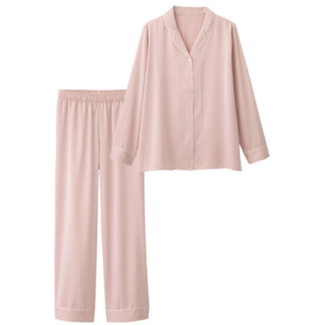 GU(ジーユー)のGU  ★パジャマ（サテン）ピンクLサイズ レディースのルームウェア/パジャマ(ルームウェア)の商品写真