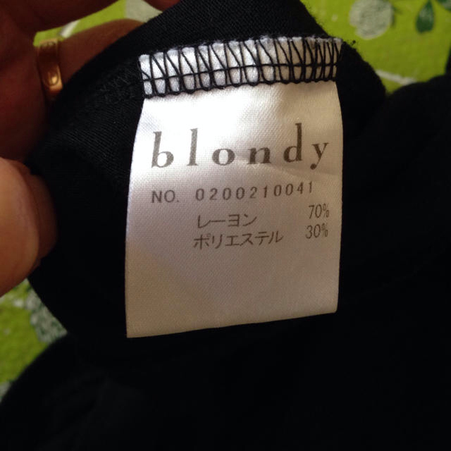 blondy(ブロンディ)の袖フリル カットソー レディースのトップス(カットソー(半袖/袖なし))の商品写真