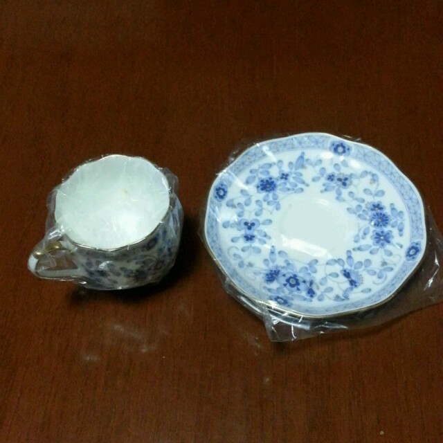 NARUMIのコーヒーカップセット インテリア/住まい/日用品のキッチン/食器(グラス/カップ)の商品写真