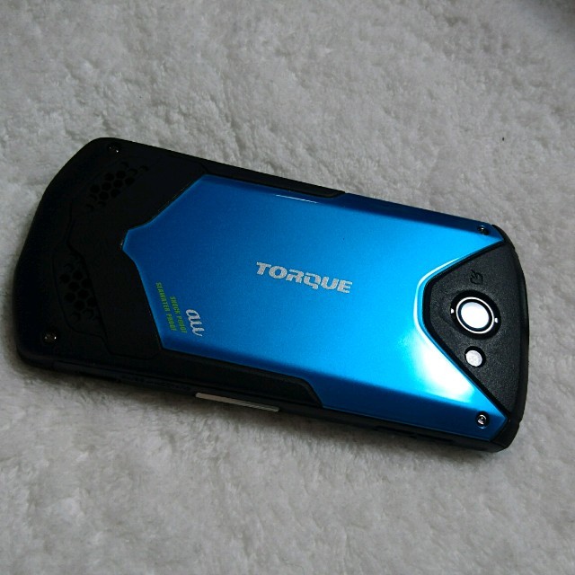 京セラ(キョウセラ)の☆AN☆様専用　au  TORQUE  G02  ブルー　中古 スマホ/家電/カメラのスマートフォン/携帯電話(スマートフォン本体)の商品写真