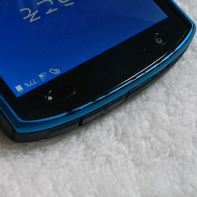 京セラ(キョウセラ)の☆AN☆様専用　au  TORQUE  G02  ブルー　中古 スマホ/家電/カメラのスマートフォン/携帯電話(スマートフォン本体)の商品写真