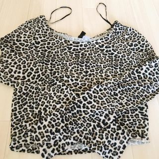 エイチアンドエム(H&M)の♡ヒョウ柄トップス♡(カットソー(長袖/七分))