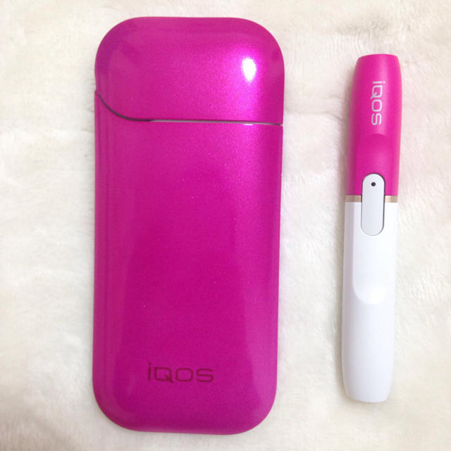 送料込 正規品 アイコス IQOS 本体 フルセット フルキット ピンク メンズのファッション小物(タバコグッズ)の商品写真